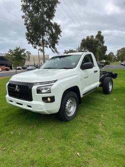 2025 Mitsubishi Triton GLX