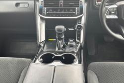 2024 Toyota Landcruiser GXL