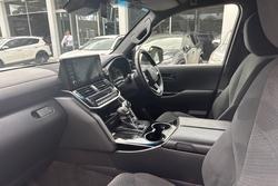 2024 Toyota Landcruiser GXL