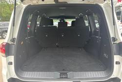 2024 Toyota Landcruiser GXL