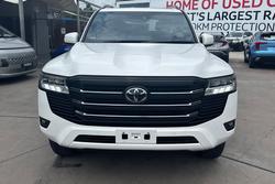 2024 Toyota Landcruiser GXL