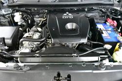 2016 Mitsubishi Pajero Sport Exceed