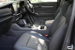 2025 Isuzu MU-X LS-T