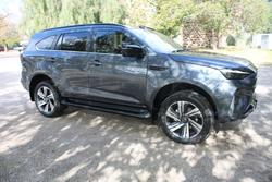 2025 Isuzu MU-X LS-T