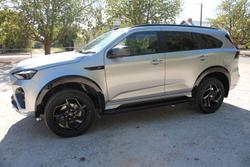 2025 Isuzu MU-X X-TERRAIN