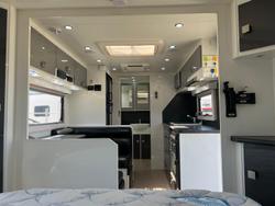 2014 Traveller Graceland 21'6''