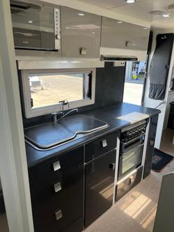 2014 Traveller Graceland 21'6''