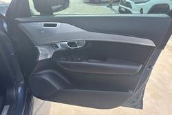 2023 Volvo XC90 Recharge Ultimate T8 Plug-In Hybrid