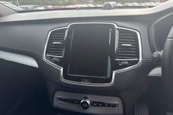 2023 Volvo XC90 Recharge Ultimate T8 Plug-In Hybrid