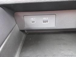 2025 Mitsubishi Outlander ES