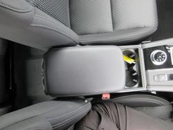 2025 Mitsubishi Outlander ES