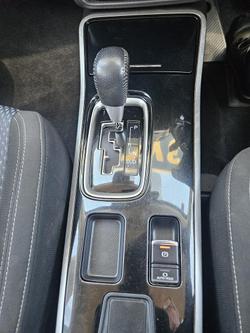 2018 Mitsubishi Outlander ES ADAS