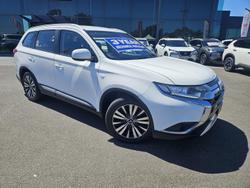 2018 Mitsubishi Outlander ES ADAS