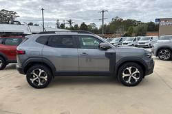 2025 Renault Duster Techno