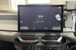 2025 Renault Duster Techno