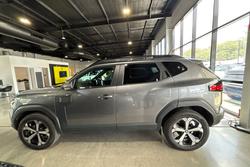 2025 Renault Duster Techno