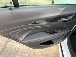 2018 HOLDEN COMMODORE RS