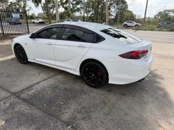 2018 HOLDEN COMMODORE RS