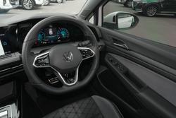 2023 Volkswagen Golf 110TSI R-Line