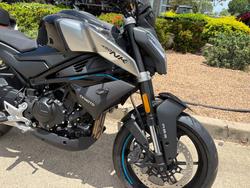 2025 CFMOTO 450 NK NEBULA BLACK