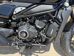 2025 CFMOTO 450 CL-C BOBBER NEBULA BLACK