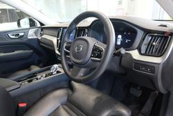 2023 Volvo XC60 Recharge Ultimate T8 Plug-In Hybrid