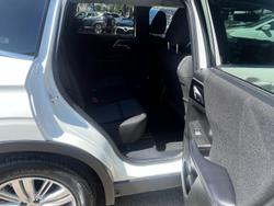 2024 Mitsubishi Outlander LS