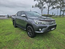 2017 Toyota Hilux SR5