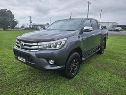 2017 Toyota Hilux SR5