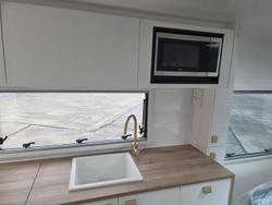 2025 New Age Caravans Manta Ray Mr19er
