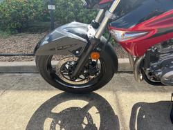 Suzuki 2015 SUZUKI 250CC GW250ZL5 Red