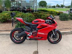 Ducati 959 Panigale (red)