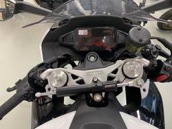 2025 CFMOTO 675 SR-R White