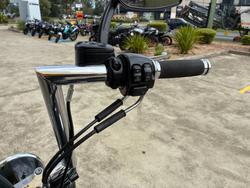 2013 HARLEY-DAVIDSON FXDB STREET BOB Black