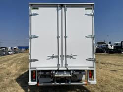 2025 Fuso Canter 515