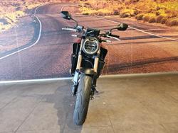 2024 Honda CB650R CB Red