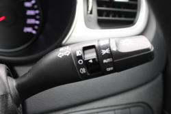 2018 Kia Rondo S RP MY18 Clear White