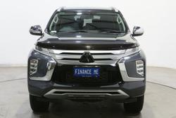 2023 Mitsubishi Pajero Sport GLS