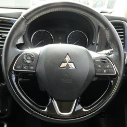 2021 Mitsubishi Outlander ES