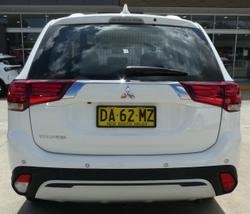 2021 Mitsubishi Outlander ES