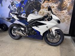 2013 Triumph DAYTONA 675 WHITE