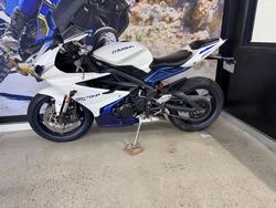 2013 Triumph DAYTONA 675 WHITE