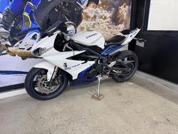 2013 Triumph DAYTONA 675 WHITE