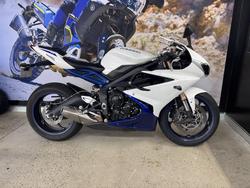 2013 Triumph DAYTONA 675 WHITE