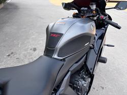 2024 Yamaha YZF-R7LA Grey