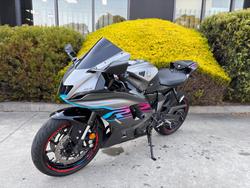 2024 Yamaha YZF-R7LA Grey