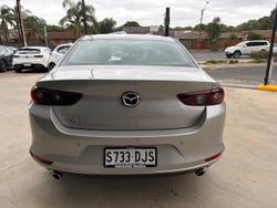 2025 Mazda 3 G20 Pure