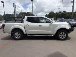 2016 Nissan Navara ST