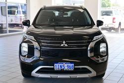 2025 Mitsubishi Outlander LS