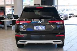 2025 Mitsubishi Outlander LS